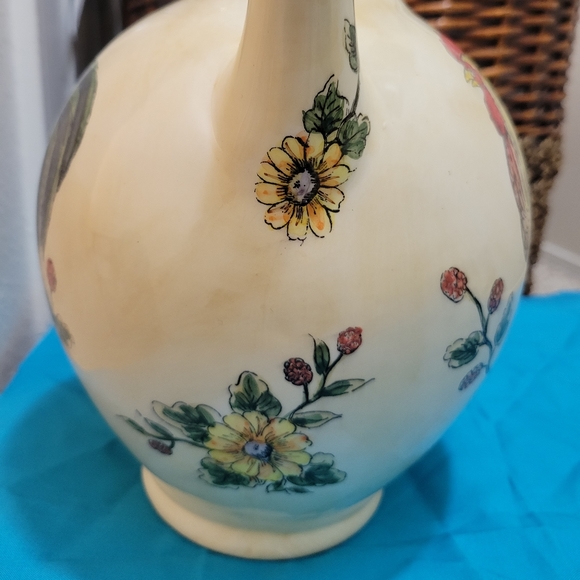 Rooster Pitcher 🐓 - Picture 4 of 9